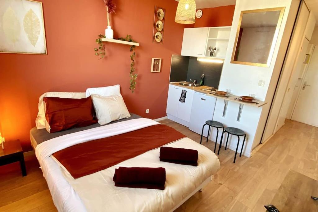 Splendide Studio Moderne - Proche Centre - Laverie Nîmes Eksteriør bilde